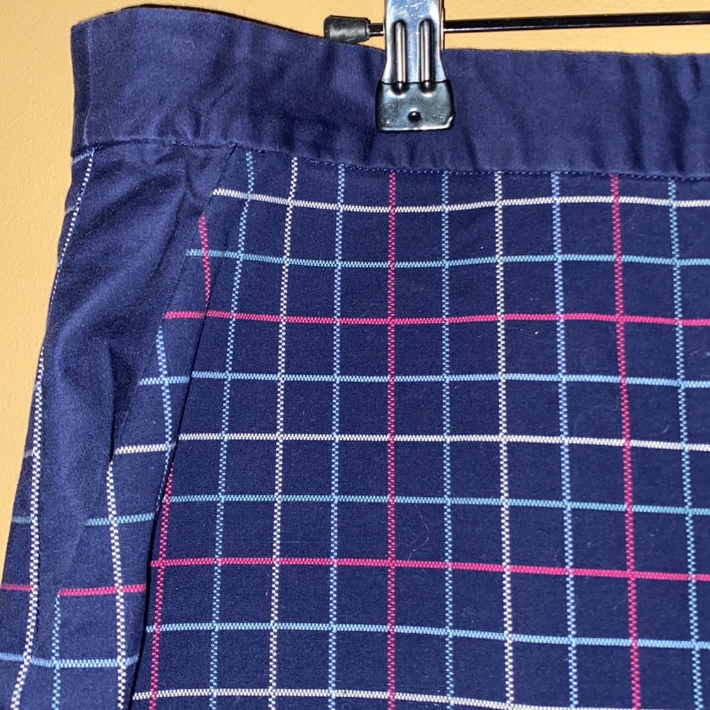 Tommy Hilfiger 2 Pocket Small Windowpane Navy Blue Plaid Mini Skirt. Size 12 - Picture 2 of 8